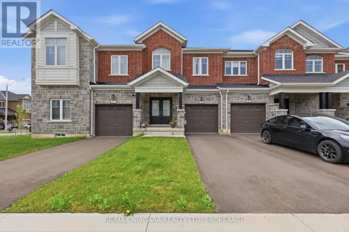 56 SAPPHIRE WAY, Thorold