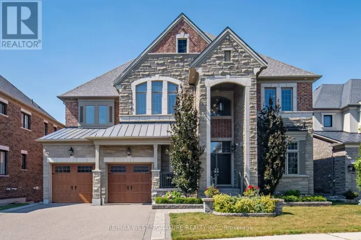 56 SIR HENRY COURT, King