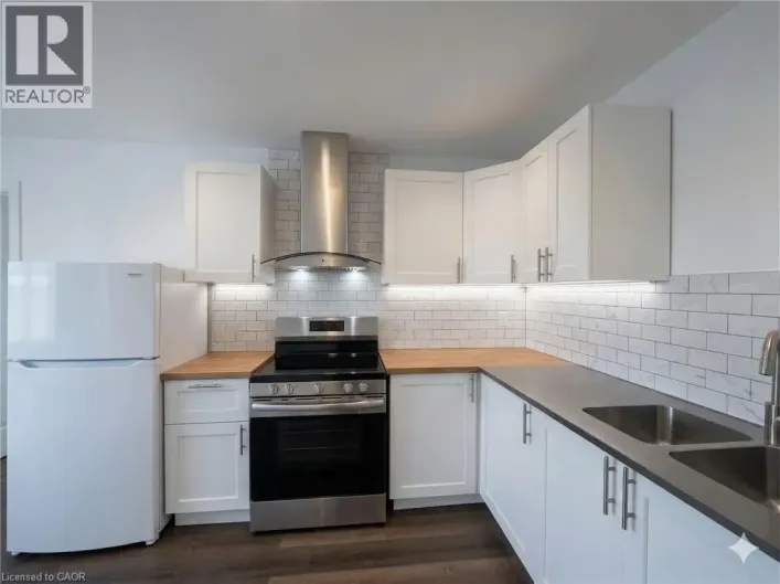56 SKYLARK Drive Unit# 2, Hamilton