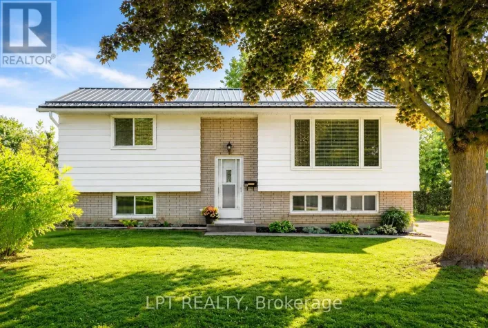 56 ST. PATRICK STREET, Kawartha Lakes