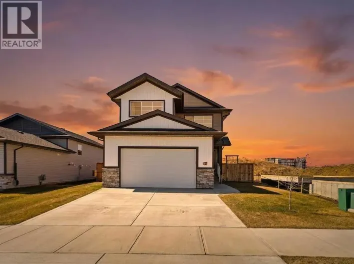 56 Trinity Street, Lacombe
