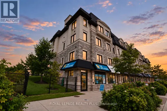 Row / Townhouse for sale: 560 RAPIDS LANE, Mississauga