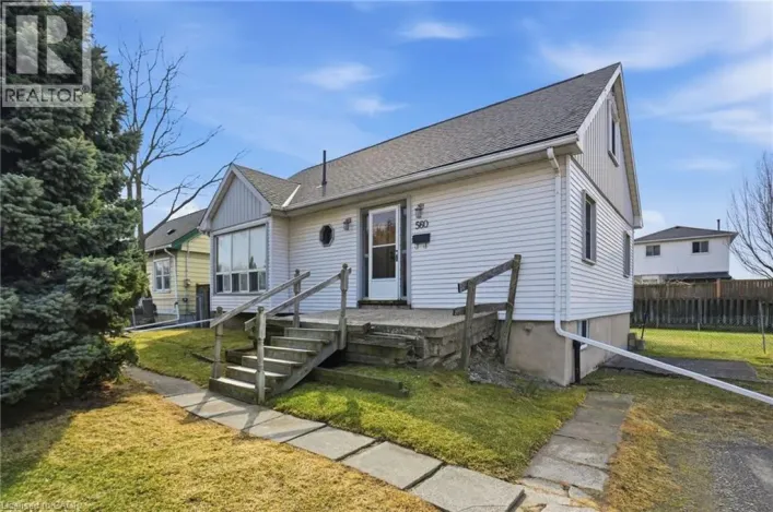 560 STONE CHURCH Road E, Hamilton