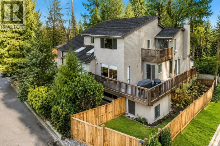 5600 GROUSEWOODS PLACE, North Vancouver