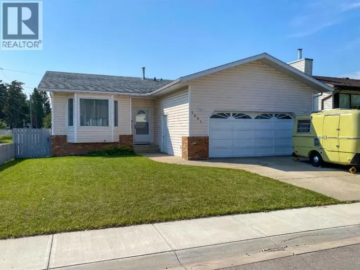 5601 43 St Close, Olds