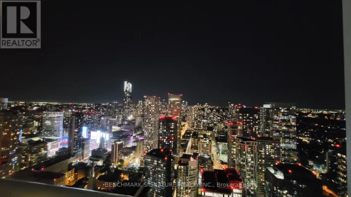 5601 - 88 QUEEN STREET E, Toronto