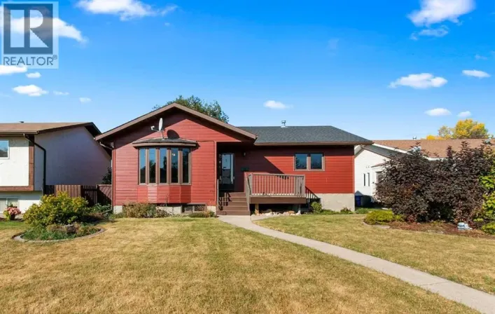 5602 57 Avenue, Olds