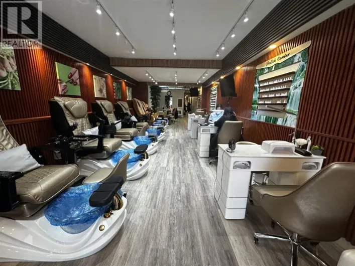 5606 4 Street NW, Calgary