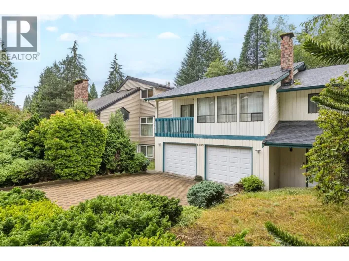 5609 WHITE PINE LANE, North Vancouver