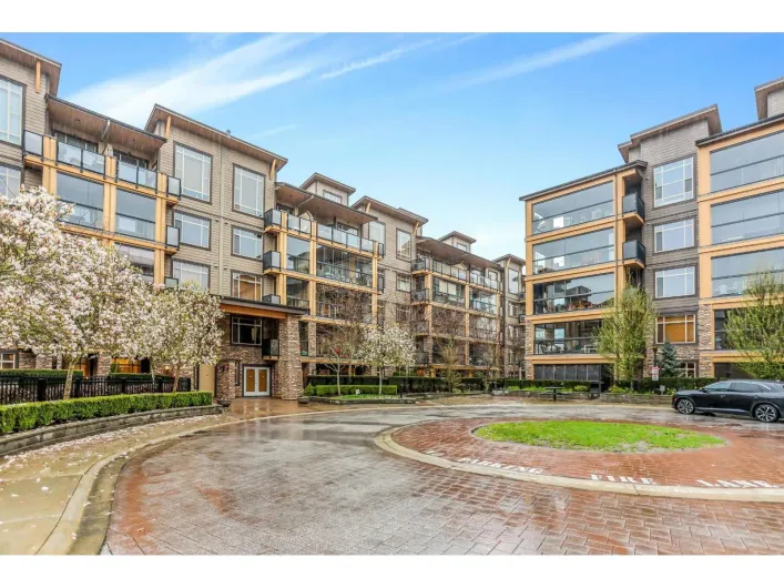 561 8258 207A STREET, Langley