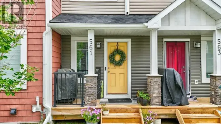 561 Canals Crossing SW, Airdrie