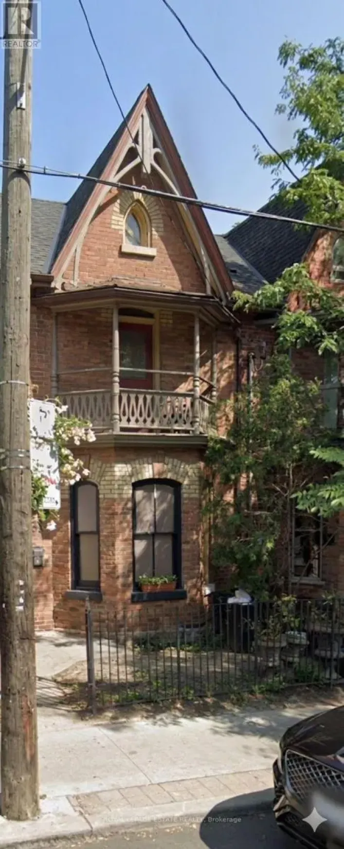 561 PARLIAMENT STREET, Toronto