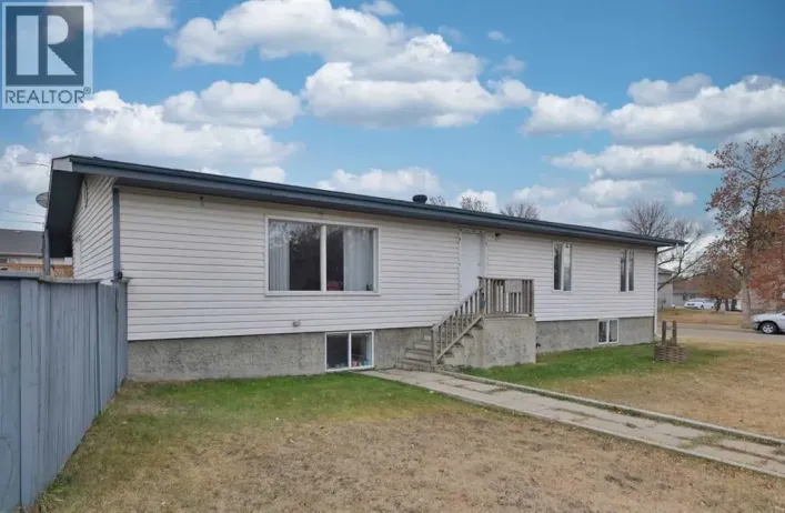 5611 53 Avenue, Camrose