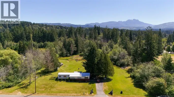 5611 Strick Rd, Port Alberni
