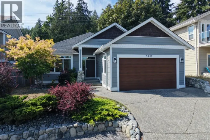 5612 Hammond Bay Rd, Nanaimo