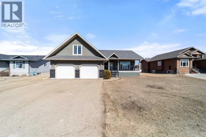 5615 45 Avenue W, Forestburg