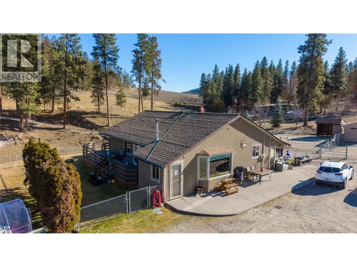 5615 Simpson Road, Summerland