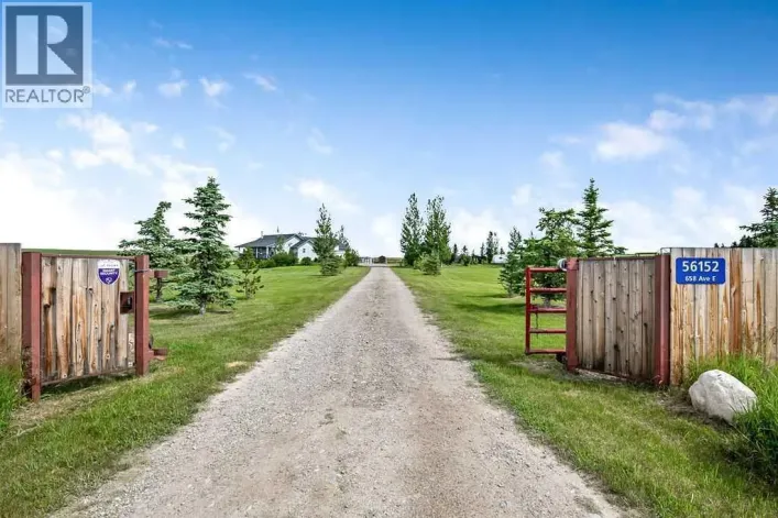 56152 658 Avenue E, Rural Foothills County