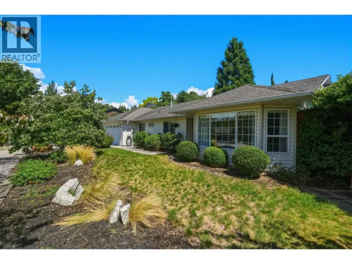 5616 EMERSON ROAD, Sechelt