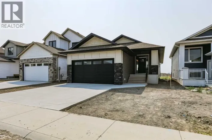 562 Malahat Green W, Lethbridge