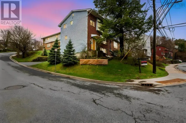 562 St. Margarets Bay Road, Halifax