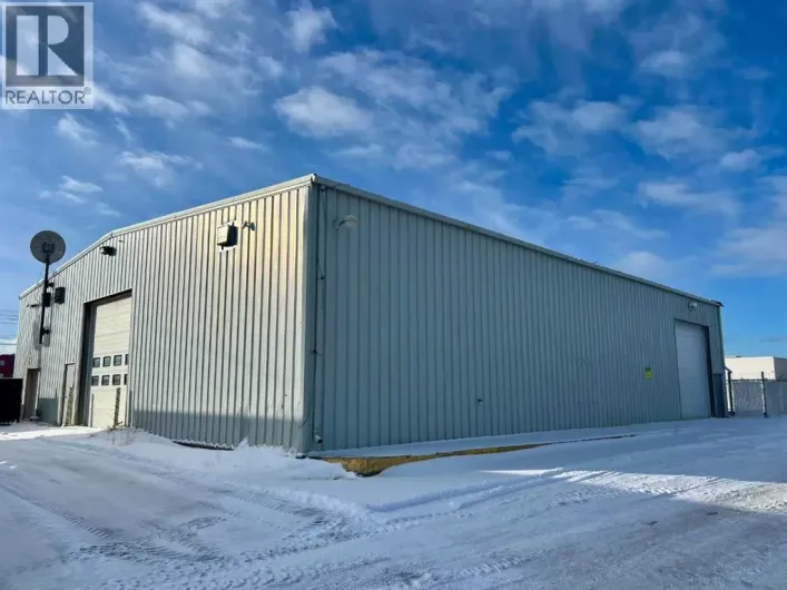 5625 4 Avenue, Edson