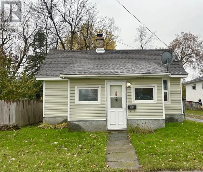 563 Church Street, Fort Frances