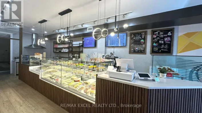 563 DANFORTH AVENUE, Toronto