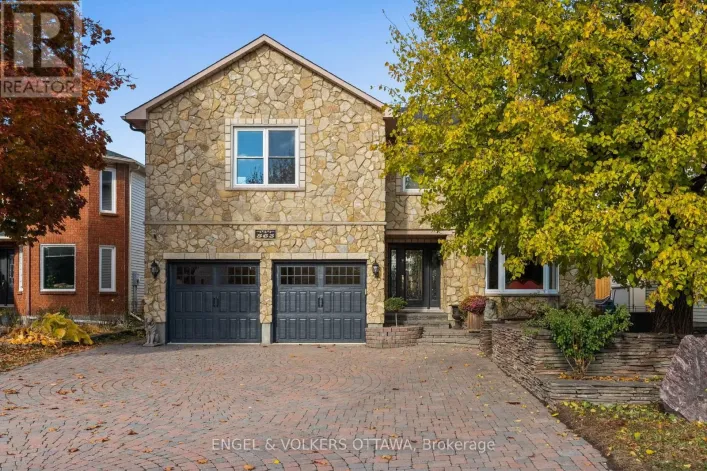 563 MERKLEY DRIVE, Ottawa