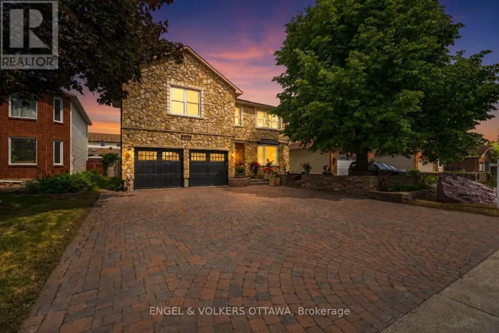 563 MERKLEY DRIVE, Ottawa