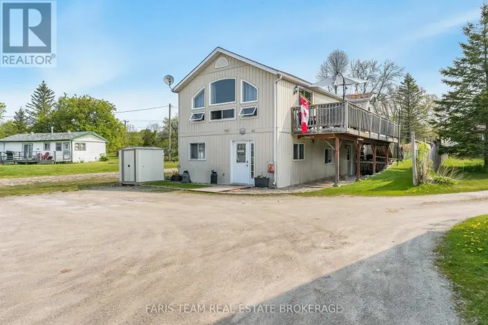 5632 PENETANGUISHENE ROAD, Springwater