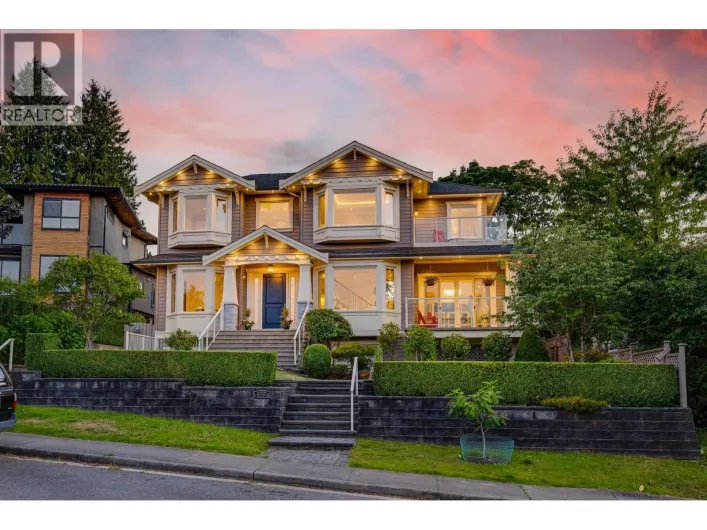5635 OAKGLEN DRIVE, Burnaby