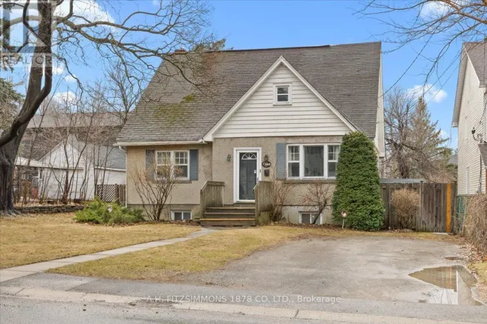 564 TWEEDSMUIR AVENUE, Ottawa