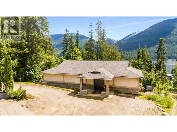 5648 Longbeach Road, Nelson