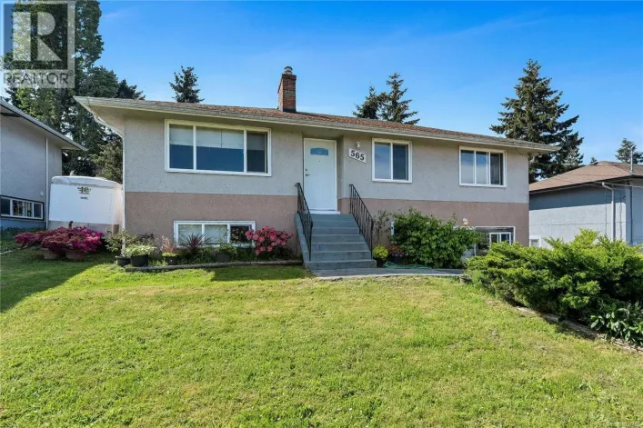 565 Baker St, Saanich