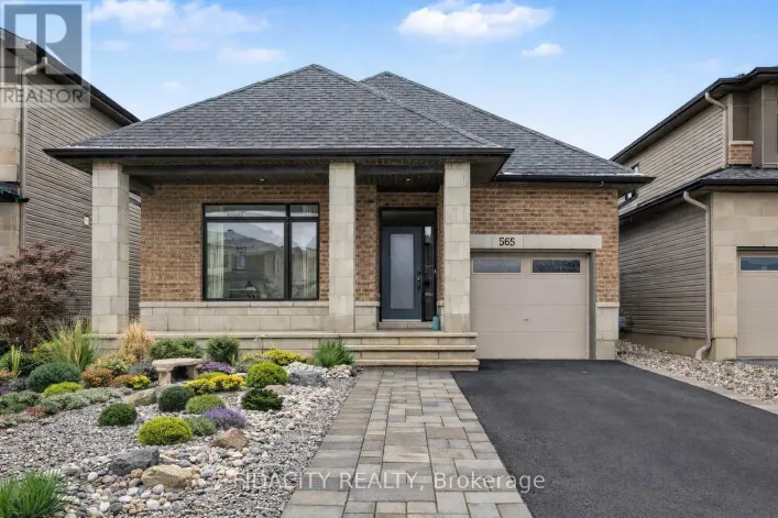 565 BOBOLINK RIDGE, Ottawa