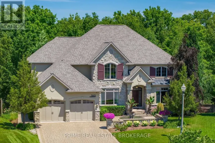 565 EAGLETRACE DRIVE, London North