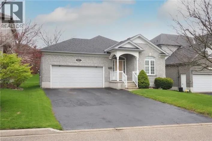 565 SPRINGWATER Drive, Waterloo