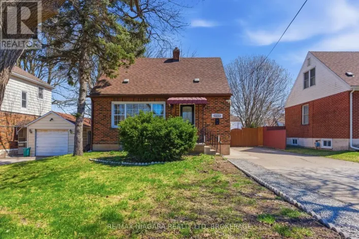 5654 DRUMMOND ROAD, Niagara Falls