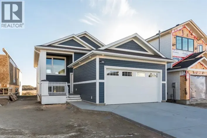 566 Malahat Green W, Lethbridge