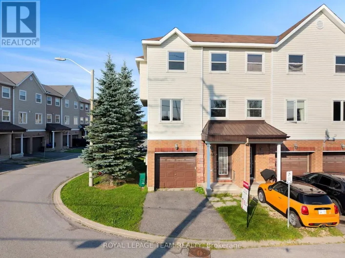 566 SIMRAN PRIVATE, Ottawa