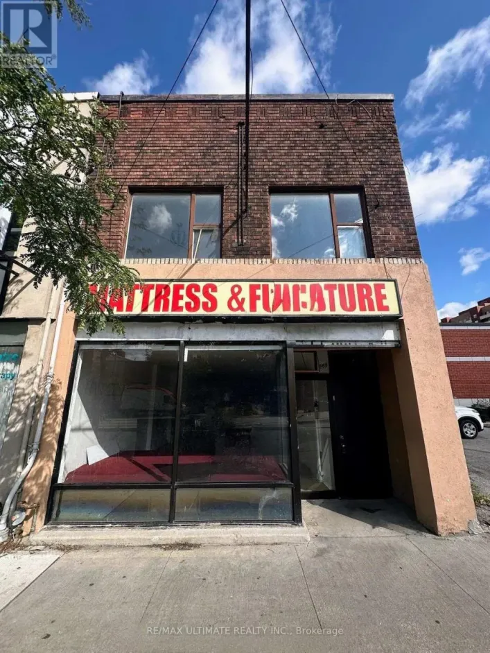 566 ST CLAIR AVENUE W, Toronto