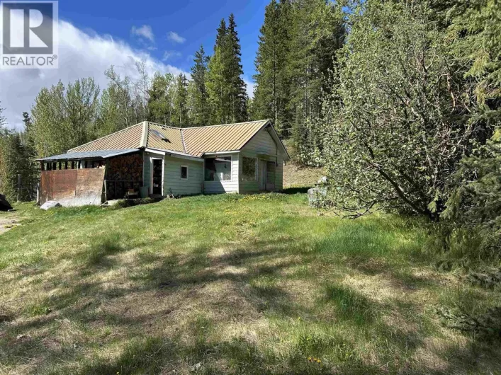 House for sale: 5676 LOWDEN ROAD, Horsefly