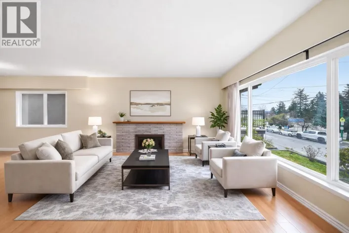 5679 CLINTON STREET, Burnaby