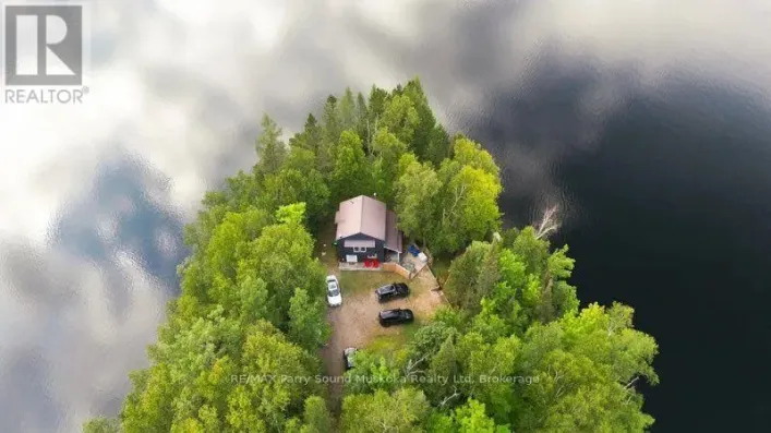 569 RALPH ROAD, Parry Sound Remote Area