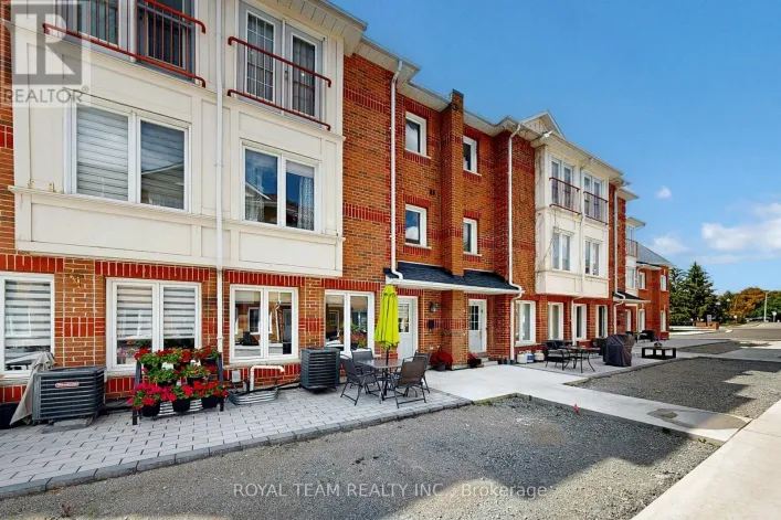 57 - 151 TOWNSGATE DRIVE, Vaughan