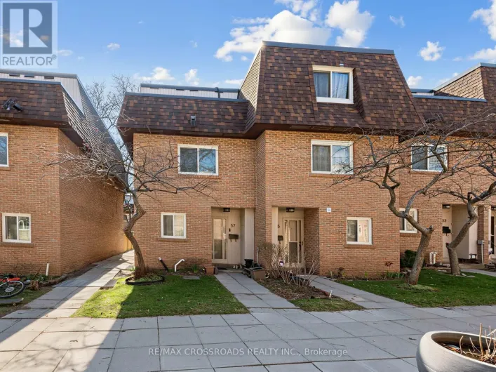 57 - 275 MANSE ROAD, Toronto