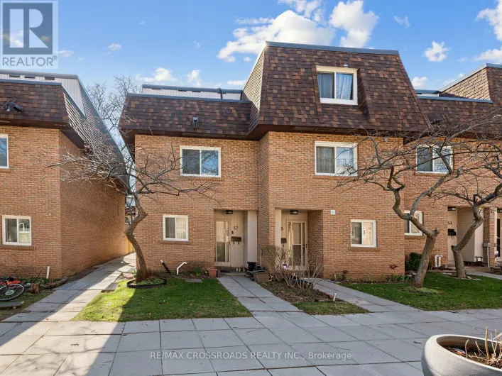57 - 275 MANSE ROAD, Toronto