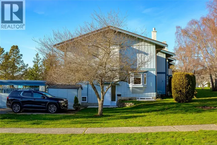 57 3987 Gordon Head Rd, Saanich