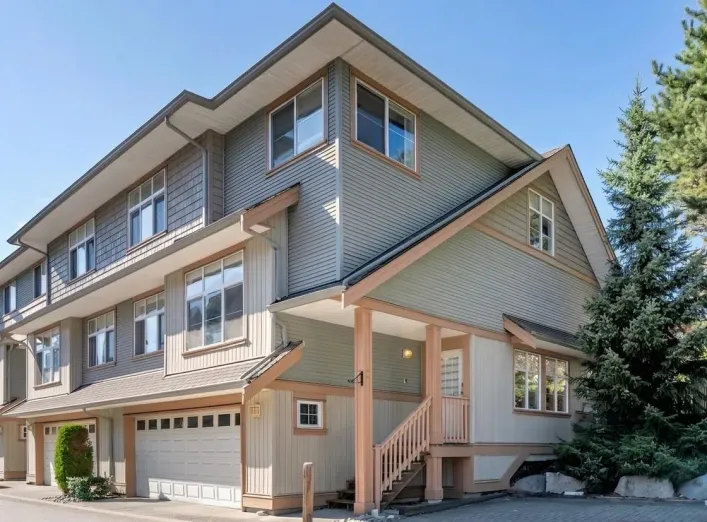 Row / Townhouse for sale: 57 7518 138 STREET, Surrey